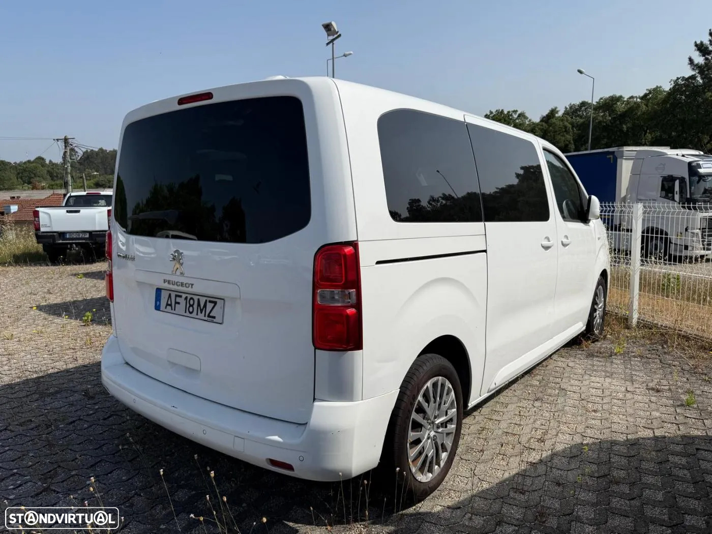 Peugeot Expert 1.5 BlueHDi L2H1 Semi-Vidrado - 4