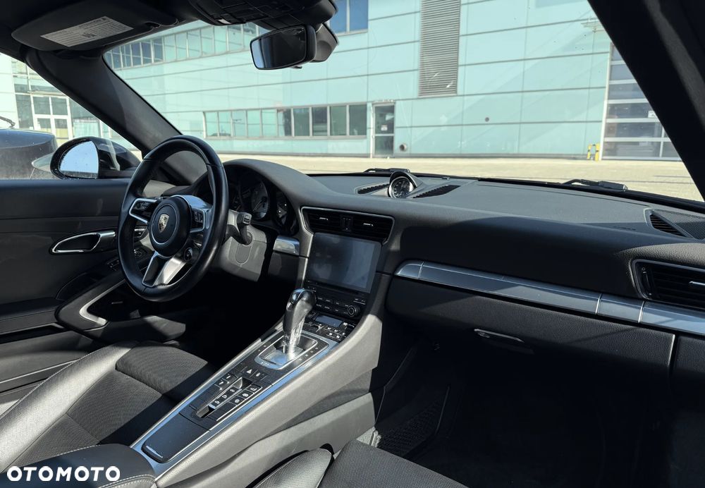 Porsche 911 Carrera S PDK - 19