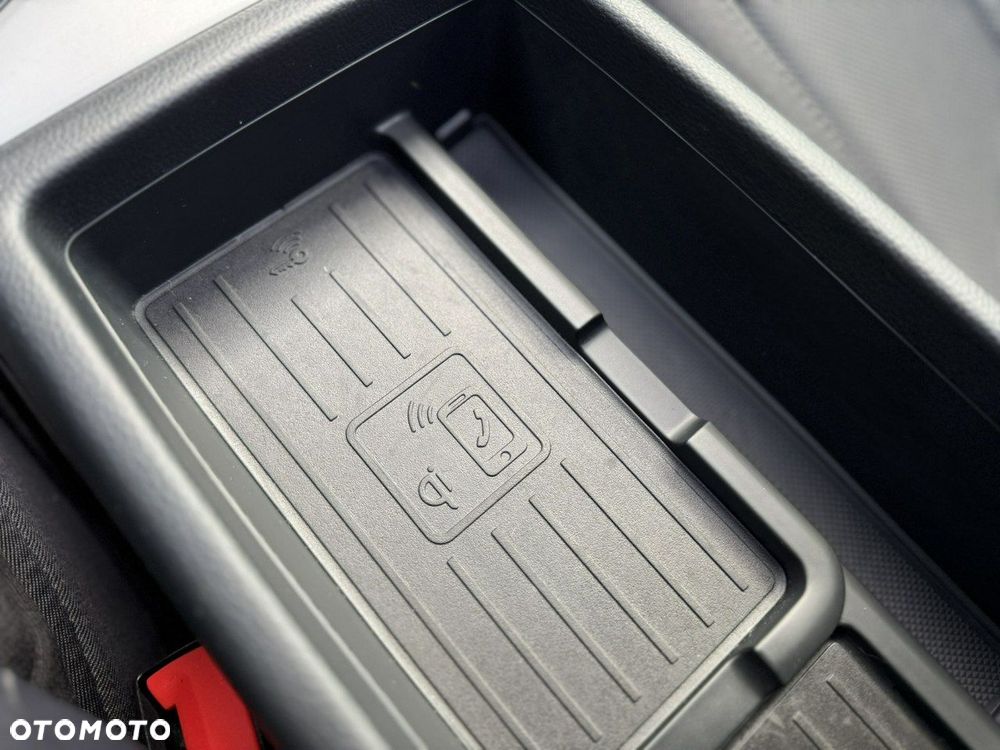 Audi A4 Avant 35 TDI S tronic advanced - 22