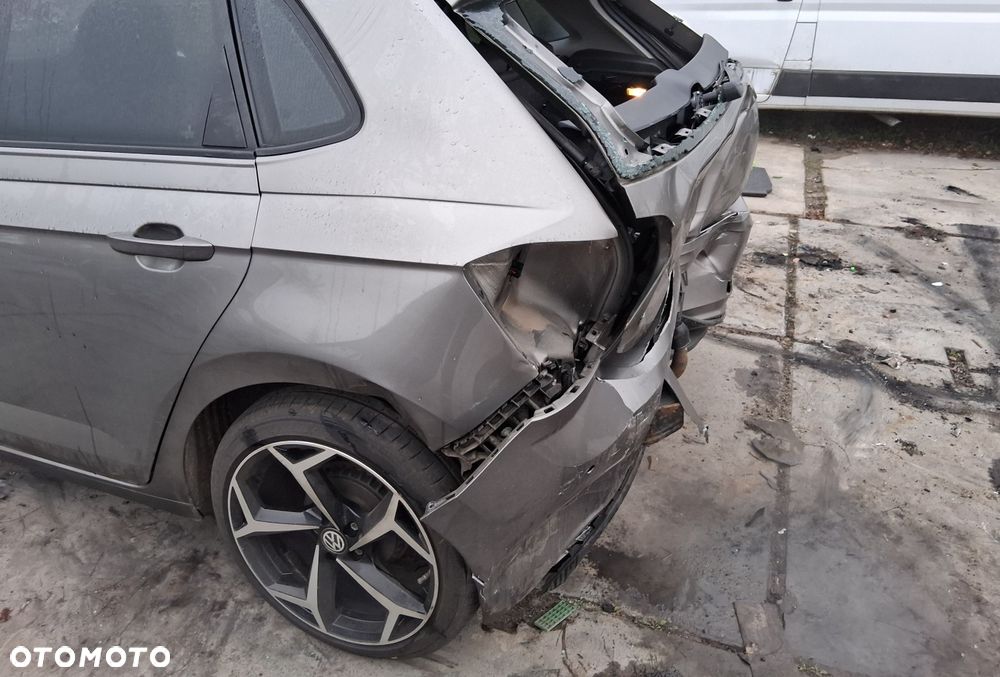 Volkswagen Polo 1.0 Trendline - 17