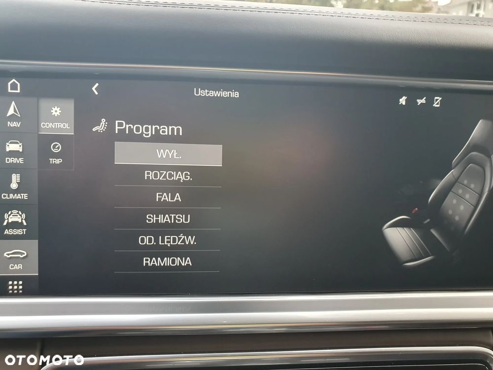 Porsche Panamera 4S - 24