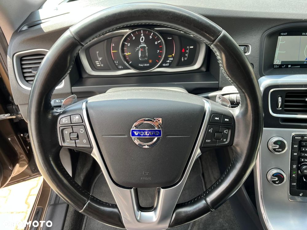 Volvo V60 Cross Country T5 AWD Summum - 21
