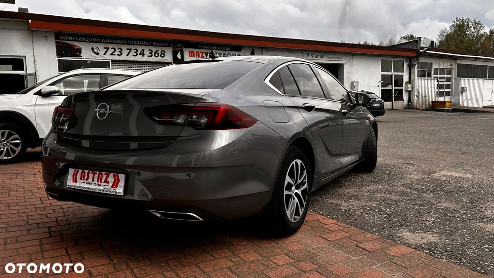 Opel Insignia 2.0 CDTI Elegance S&S - 10