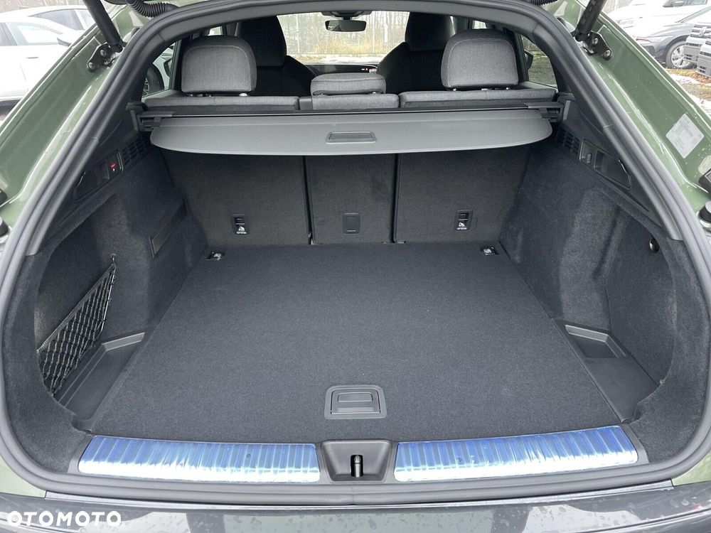 Audi Q5 Sportback - 12
