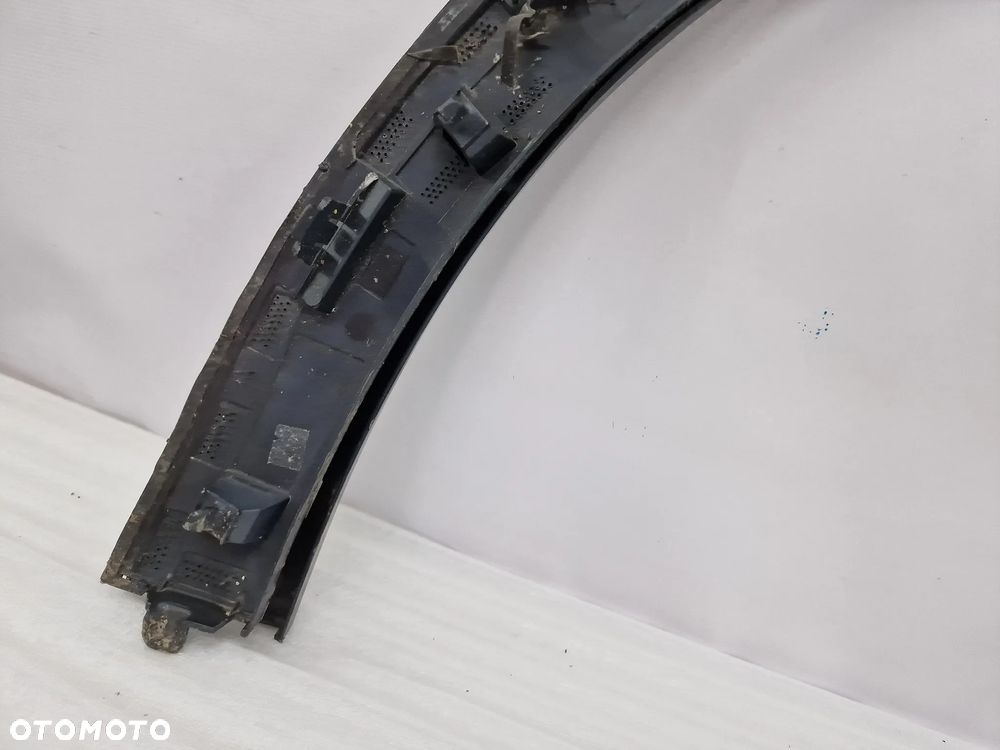 PORSCHE CAYENNE 3 III 9Y0 18- LEWA TYLNA TYLNIA TYŁ LISTWA NA BŁOTNIK , NR 9Y0854731D , NR AUKCJI NLB106 - 4