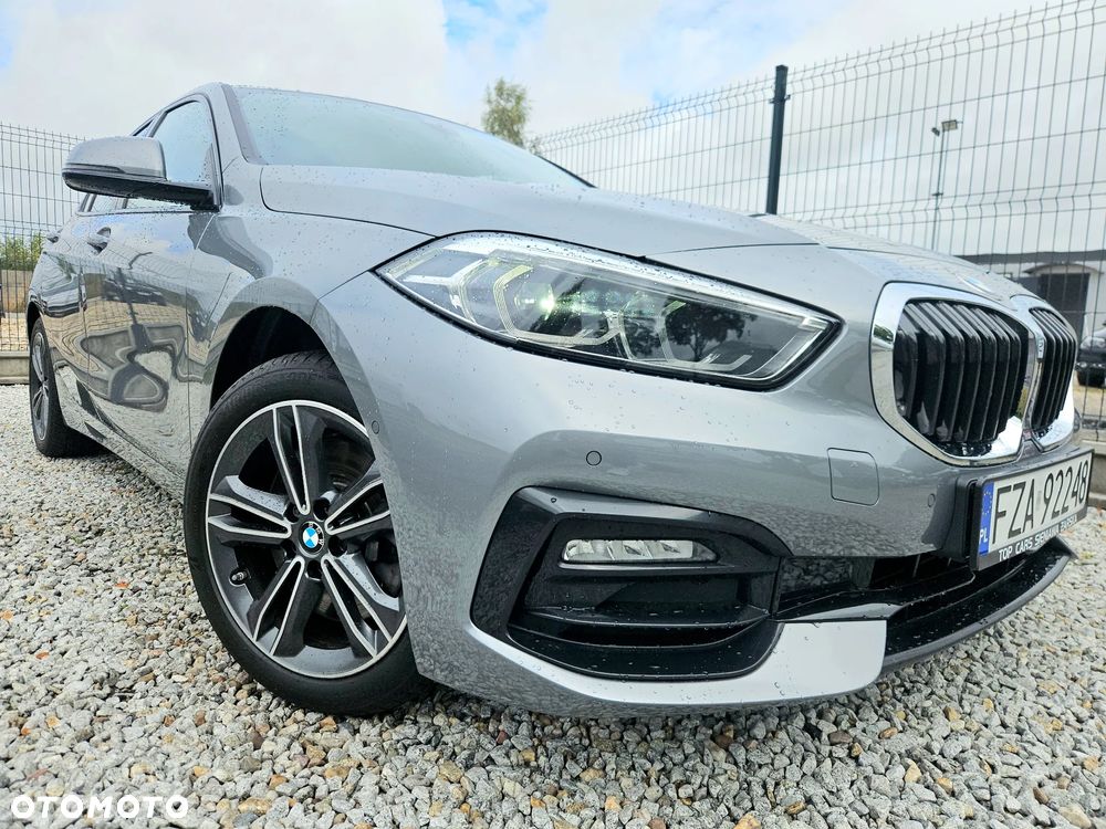 BMW Seria 1 120i Sport Line