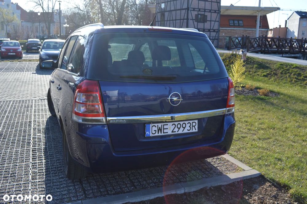 Opel Zafira 1.7 CDTI - 26
