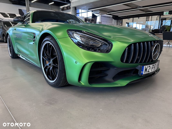 Mercedes-Benz AMG GT R