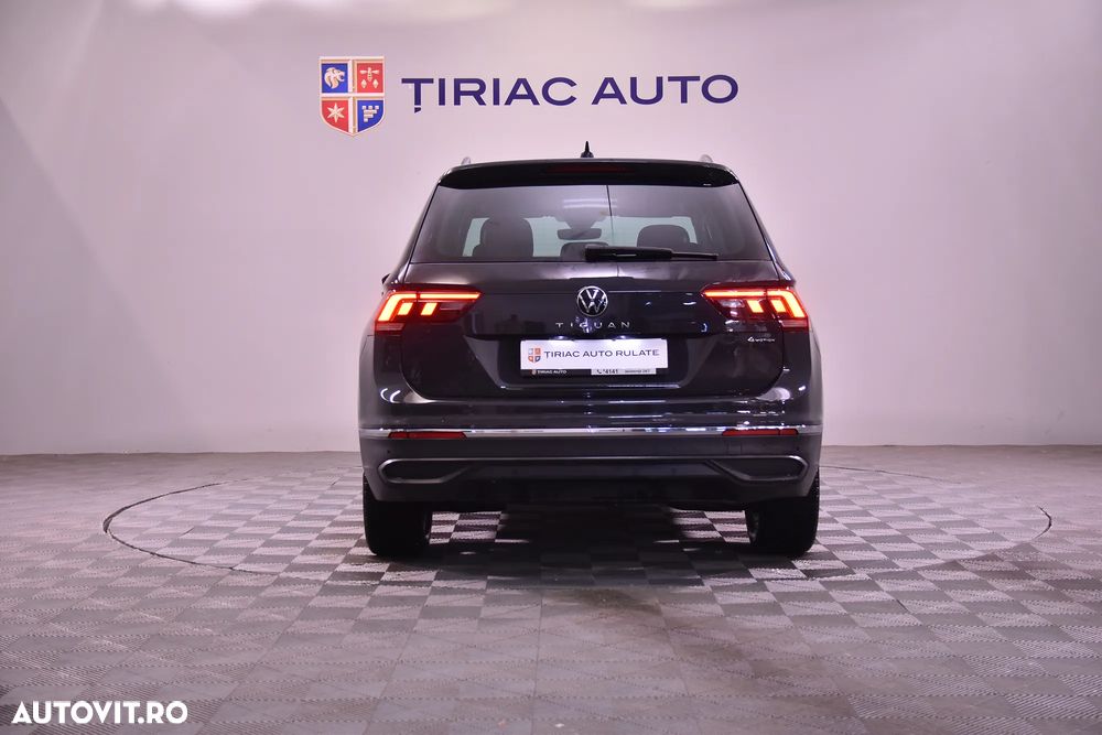 Volkswagen Tiguan - 4