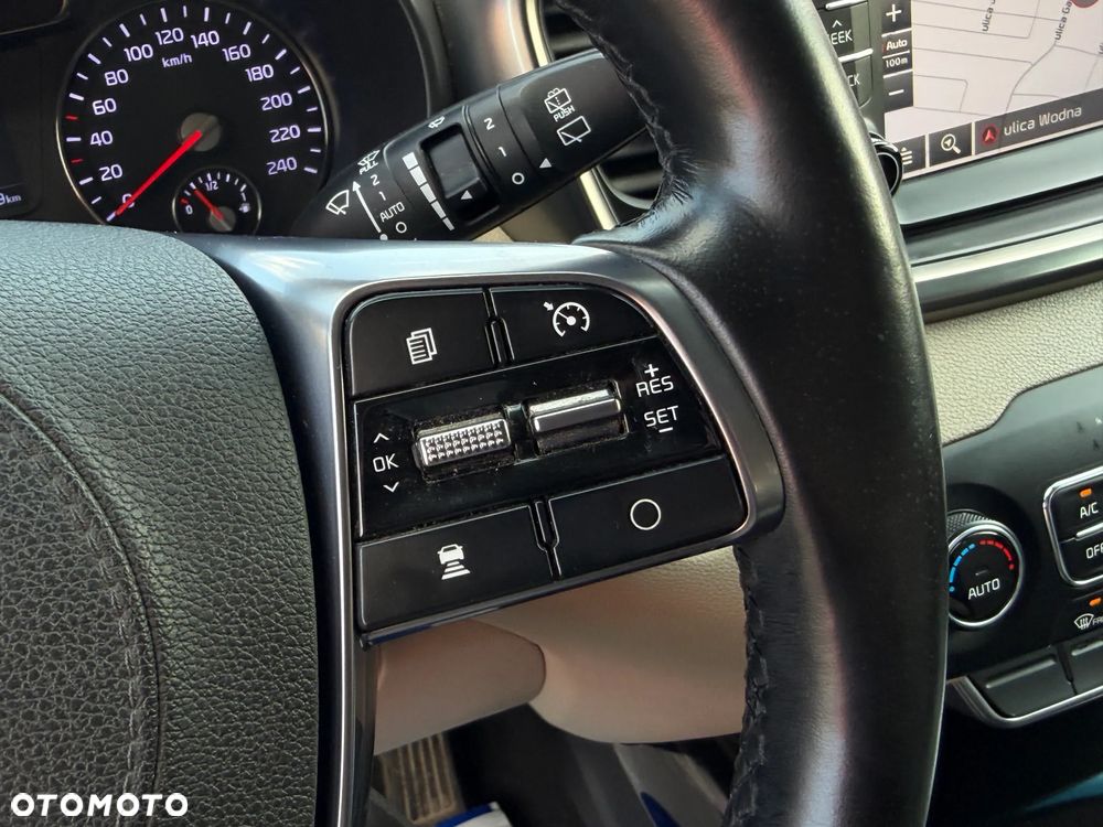 Kia Sorento 2.0 CRDI L - 25