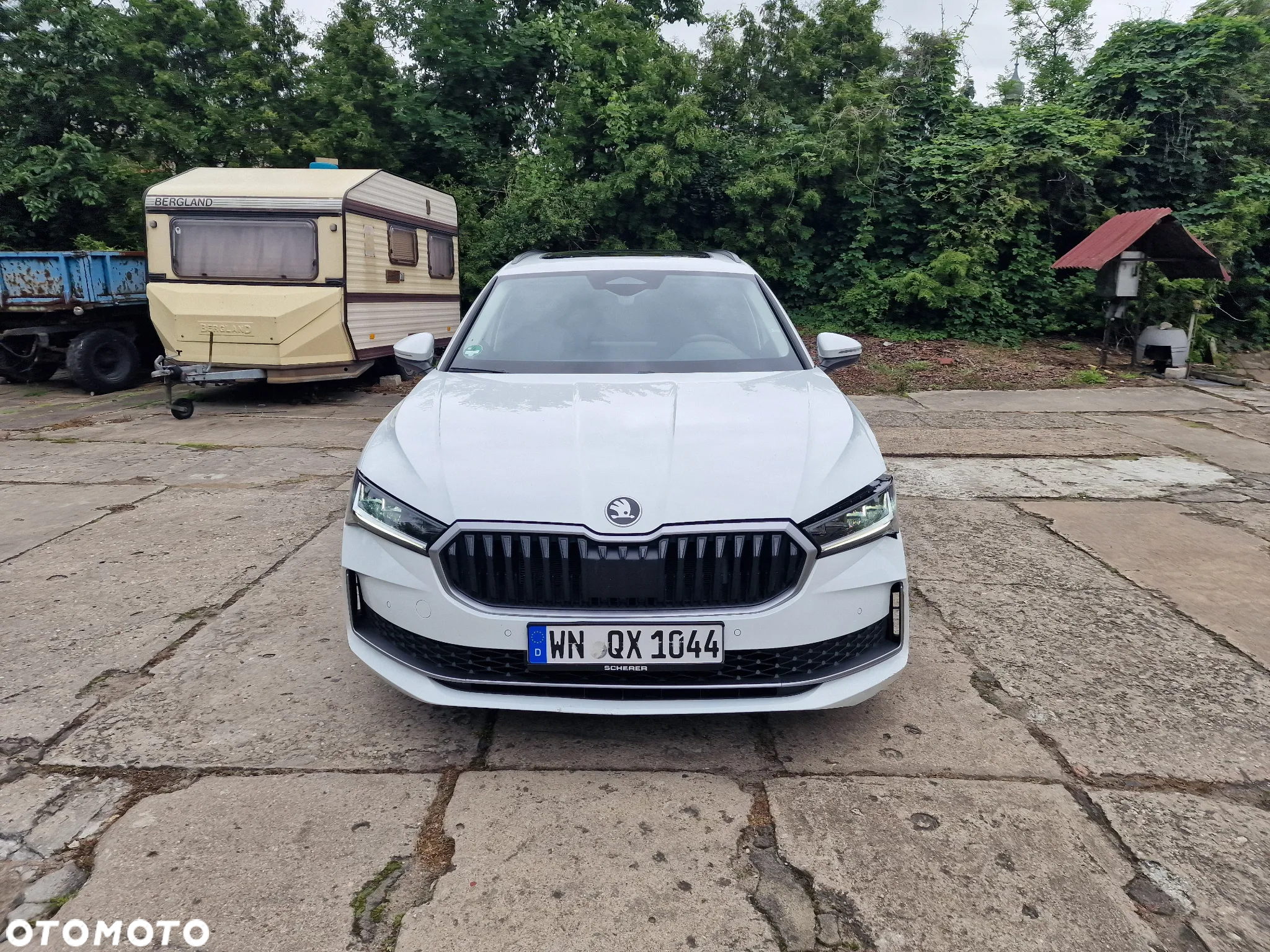 Skoda Superb 2.0 TDI DSG Premium Edition - 2