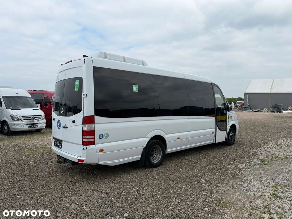 Mercedes-Benz Sprinter 519 - 5