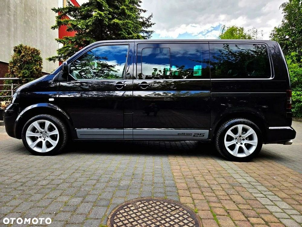 Volkswagen Multivan - 27