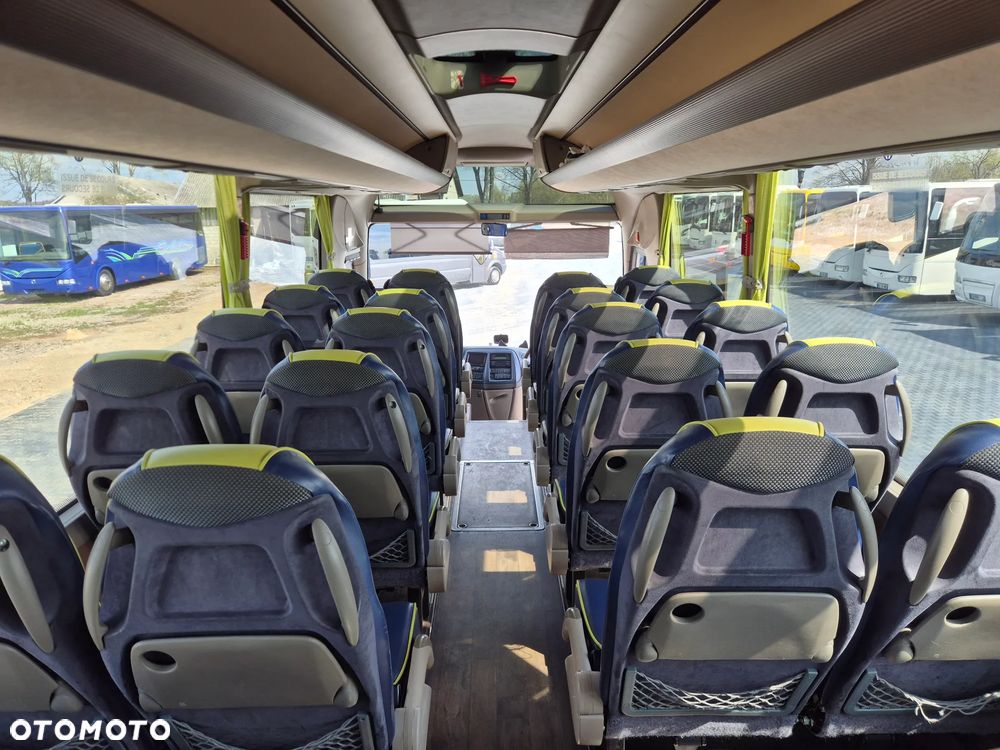 Irisbus MAGELYS PRO / SPROWADZONY/ 61 MIEJSC / MANUAL - 33