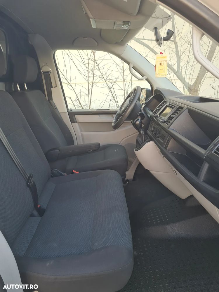 Volkswagen Transporter - 12