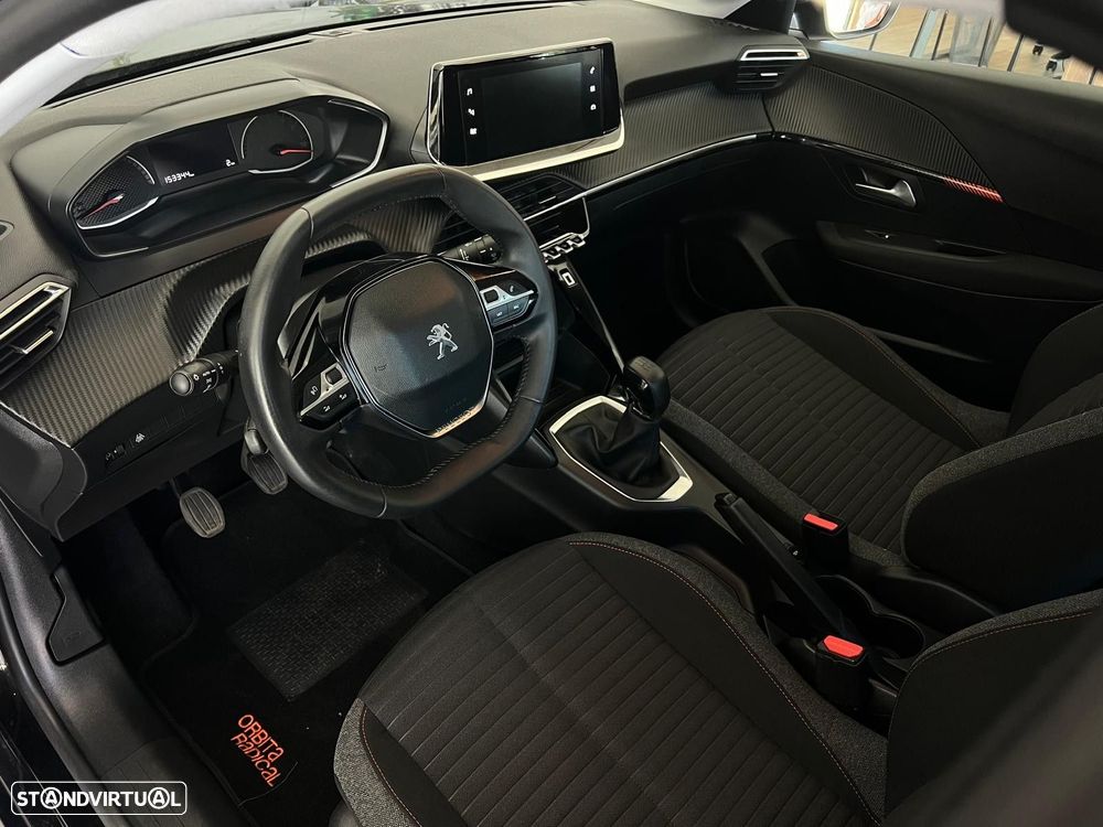 Peugeot 208 1.2 PureTech Active - 5