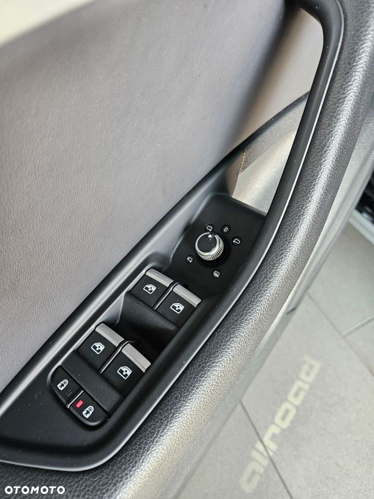 Audi A4 Allroad - 10