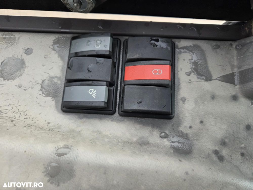 Hitachi ZW75, 2020, 1.915h, ridica 2,4t la 3,2m, CUPA 4x1 MULTIFUNTIONALA 1mc, cupa noua 1mc, furci, cupla rapida, aer conditiona, motor Deutz 75CP euro 6, Garda sol inalta 32cm, produs in Germania, STARE FOARTE BUNA, posibil leasing 4 ani-PROMOTIE 37.900eur - 7