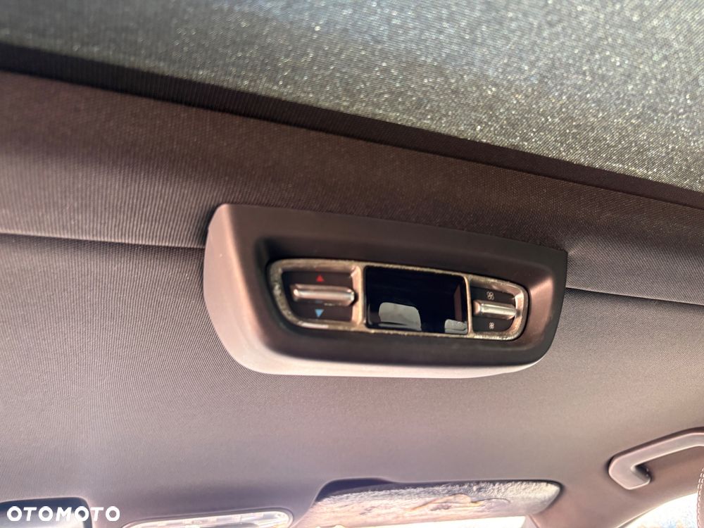 Mercedes-Benz Klasa V 250 d lang 7G-TRONIC Exclusive - 24