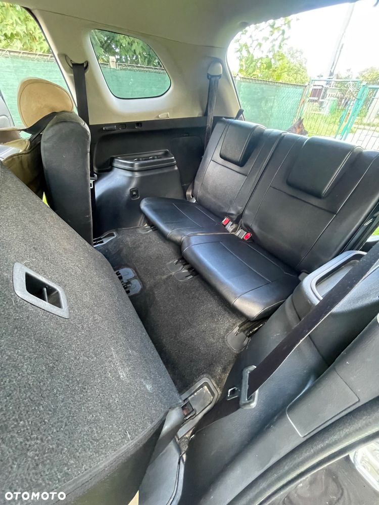 Mitsubishi Outlander 2.0 Intense + - 18