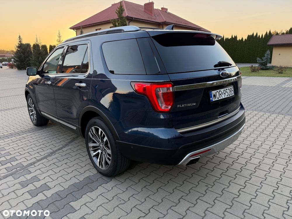 Ford Explorer - 8