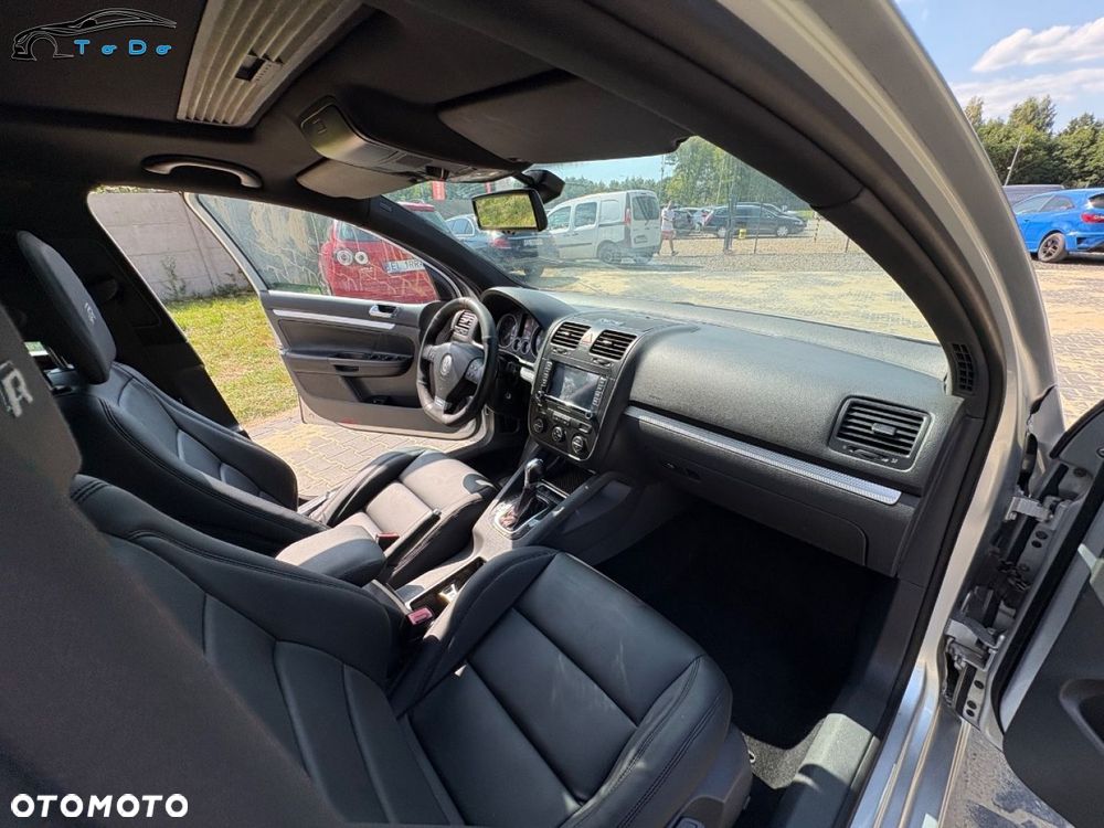 Volkswagen Golf R32 4Motion DSG - 17