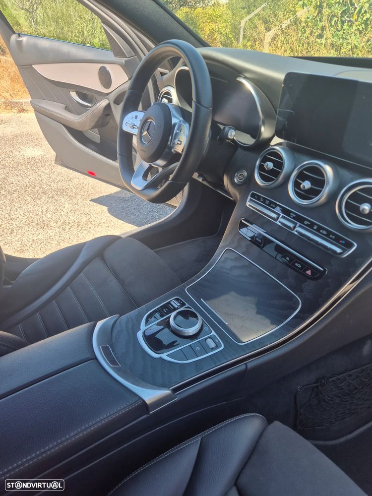 Mercedes-Benz C 300 de AMG Line - 24