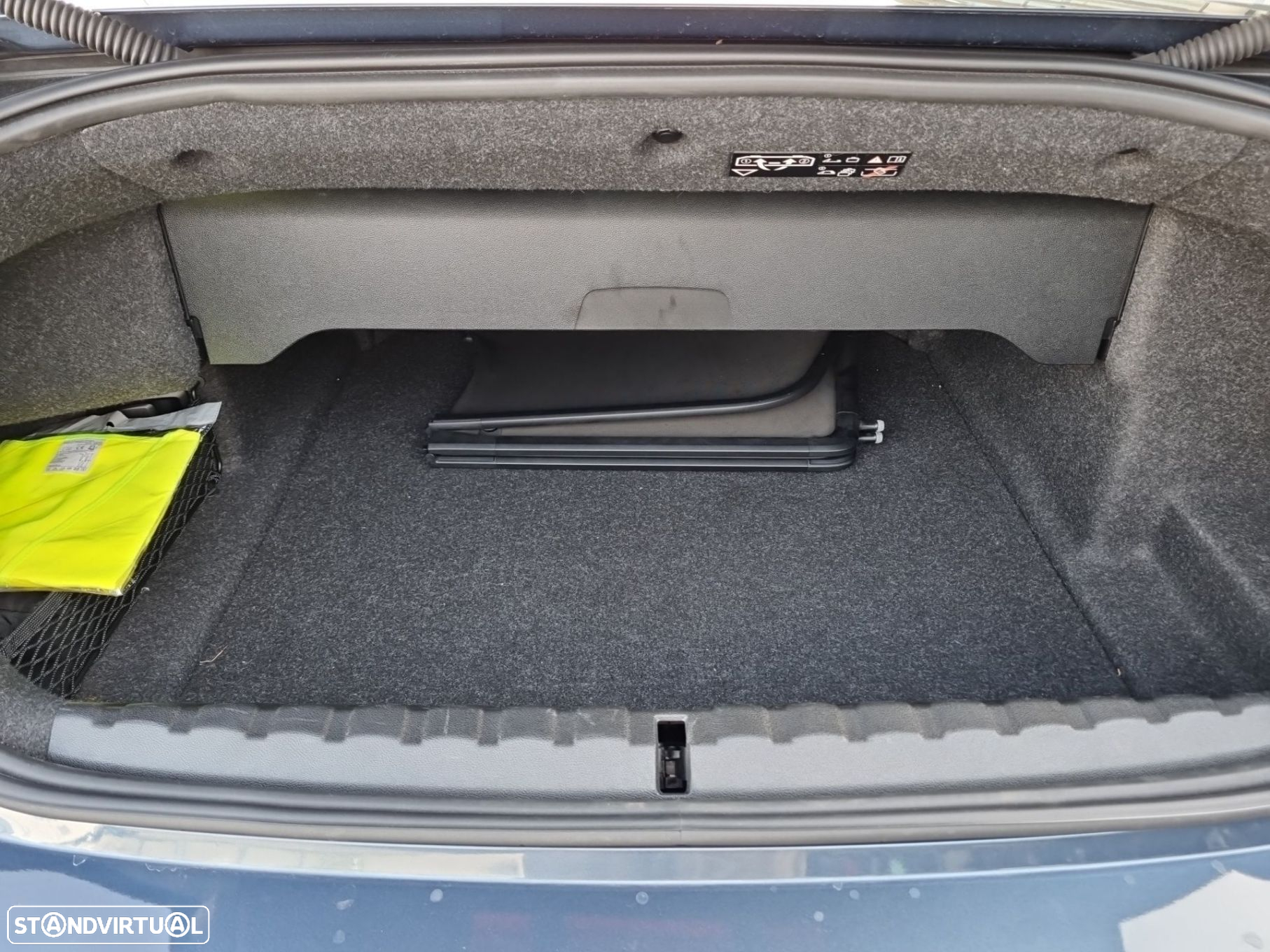 BMW 420 d Pack Desportivo M Auto - 36