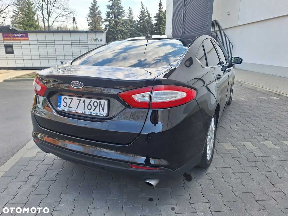 Ford Fusion - 11