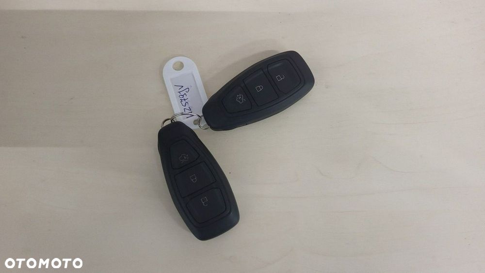 Ford Kuga - 29