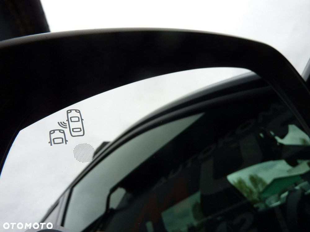 Peugeot 5008 - 37