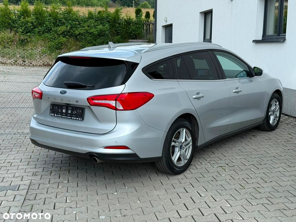 Ford Focus - 7