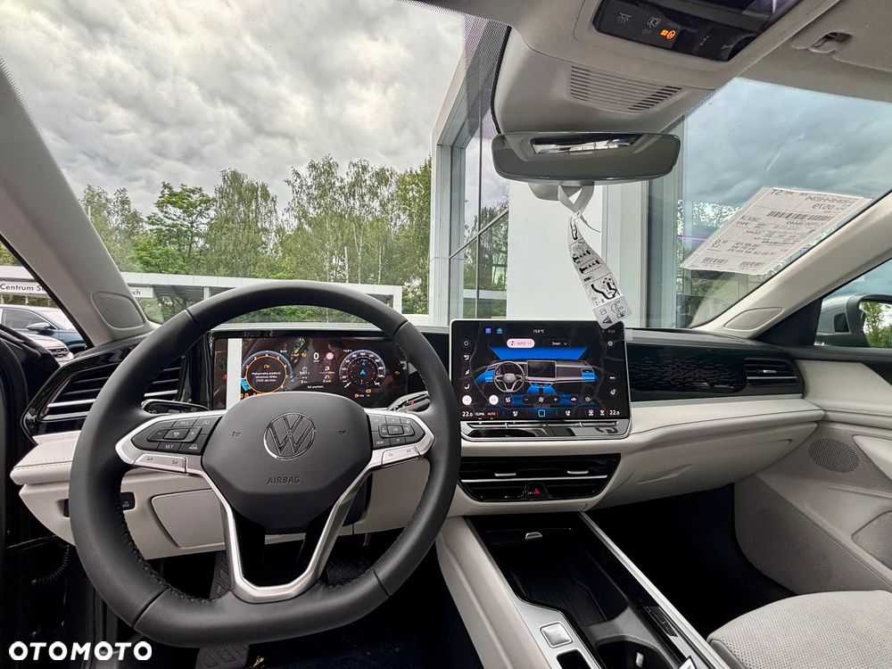 Volkswagen Passat Variant 1.5 TSI ACT mHEV Elegance DSG - 15