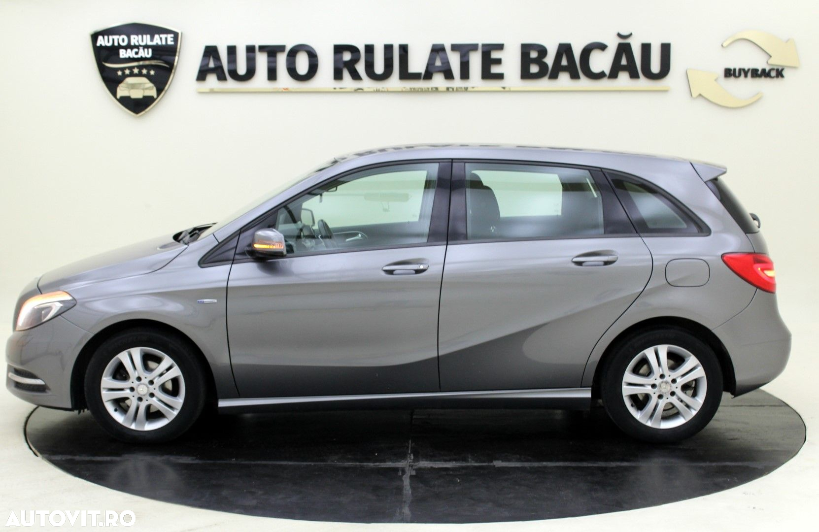 Mercedes-Benz B - 5