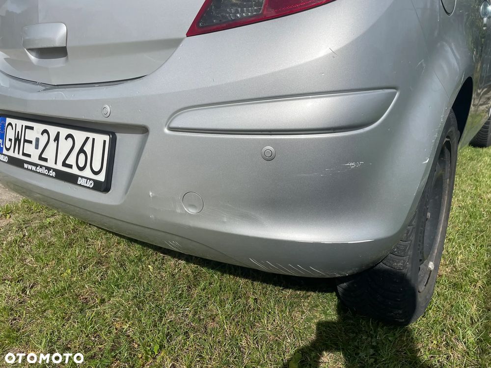 Opel Corsa 1.2 16V Edition / Active - 6