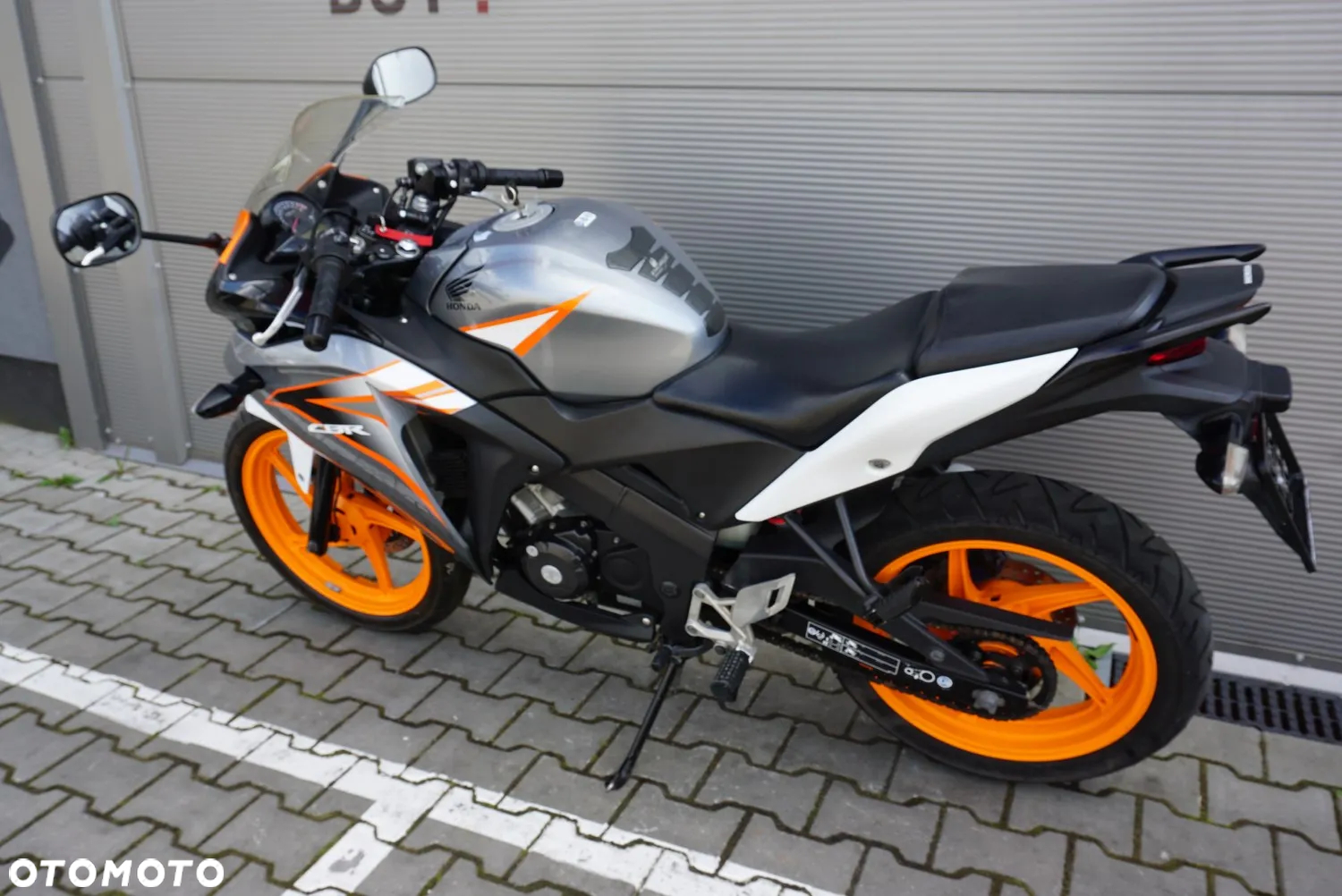 Honda CBR - 17