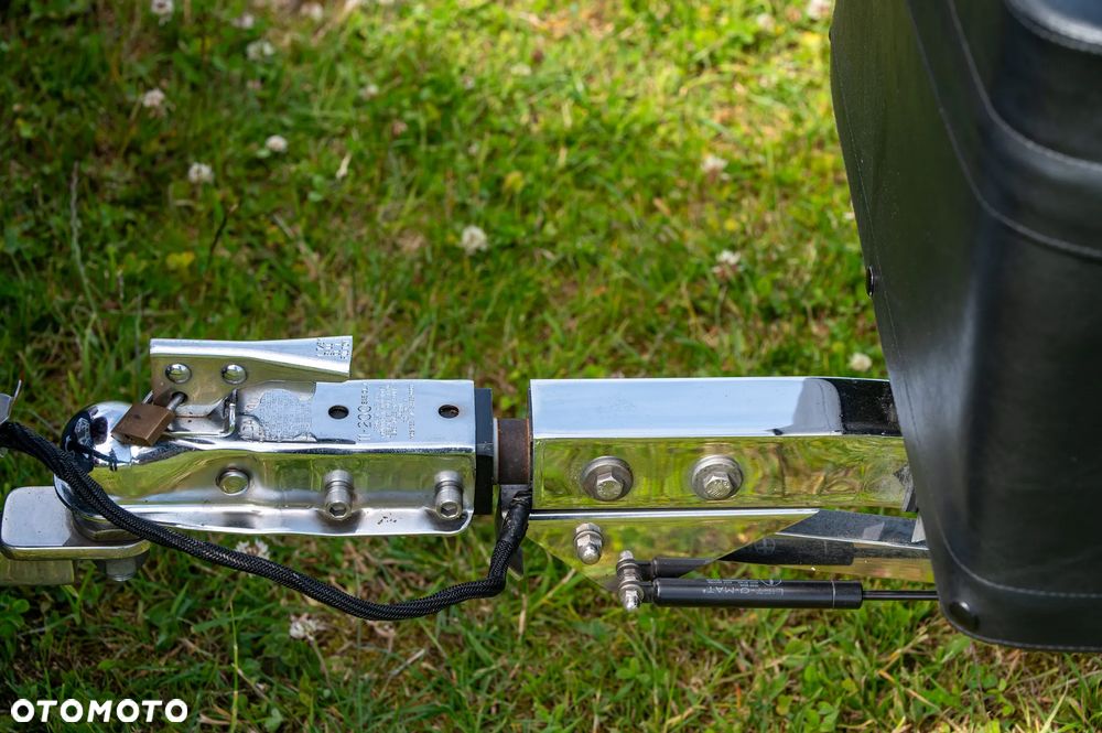 Honda GL - 16