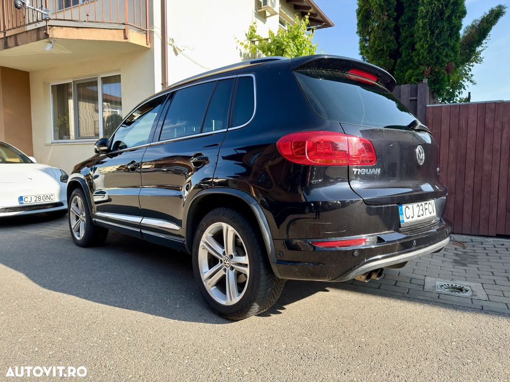 Volkswagen Tiguan 2.0 TDI 4Motion DSG Sport & Style - 4
