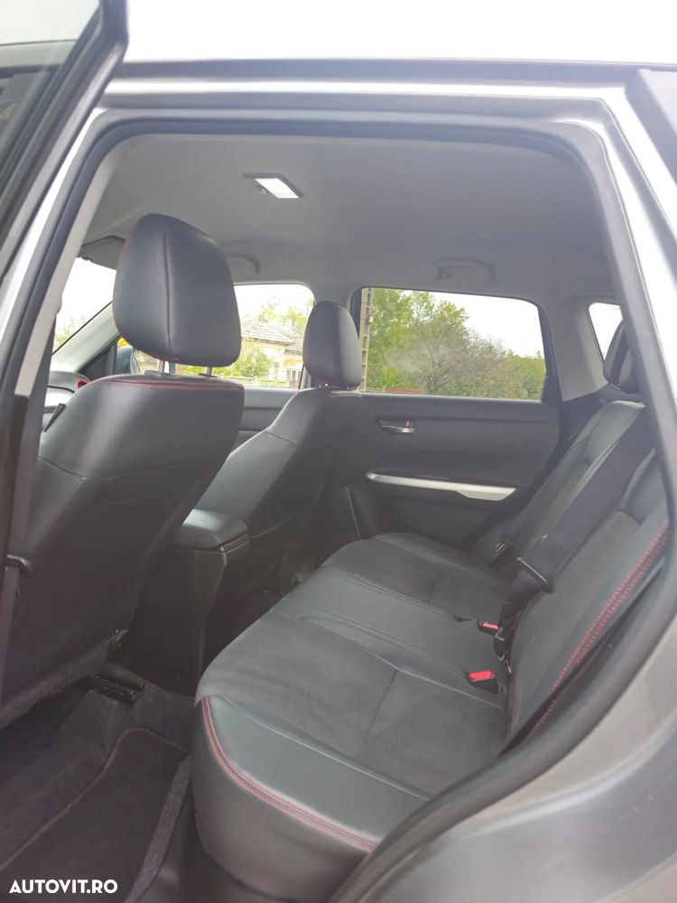 Suzuki Vitara - 8
