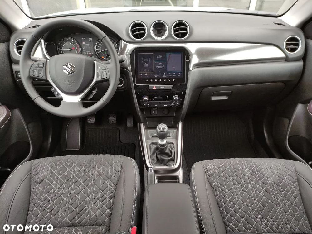 Suzuki Vitara 1.4 Boosterjet mHEV Elegance 2WD - 12
