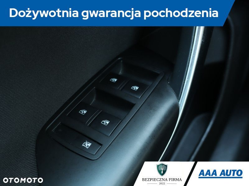 Opel Insignia - 21