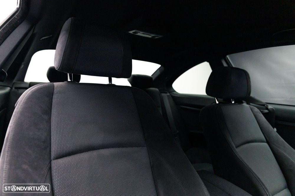 BMW 320 d Coupe Edição M - 21