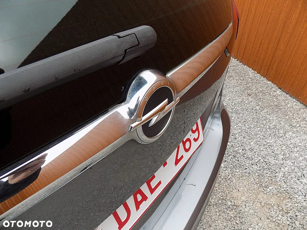 Opel Zafira 1.4 Turbo (ecoFLEX) Start/Stop Innovation - 28