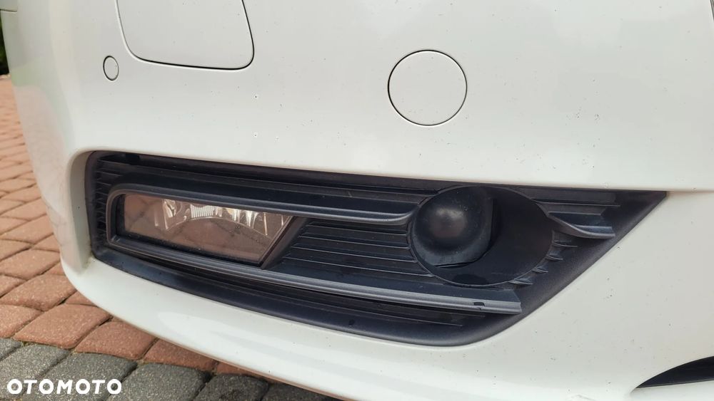 Audi A4 Avant 2.0 TDI Limited Edition - 11