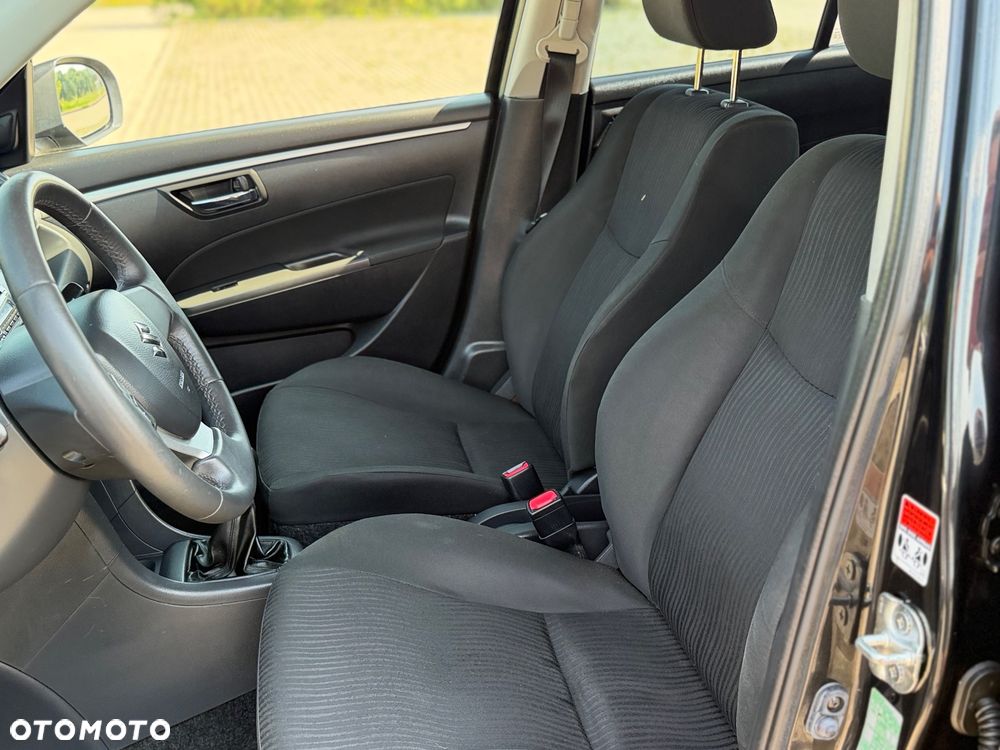 Suzuki Swift - 10