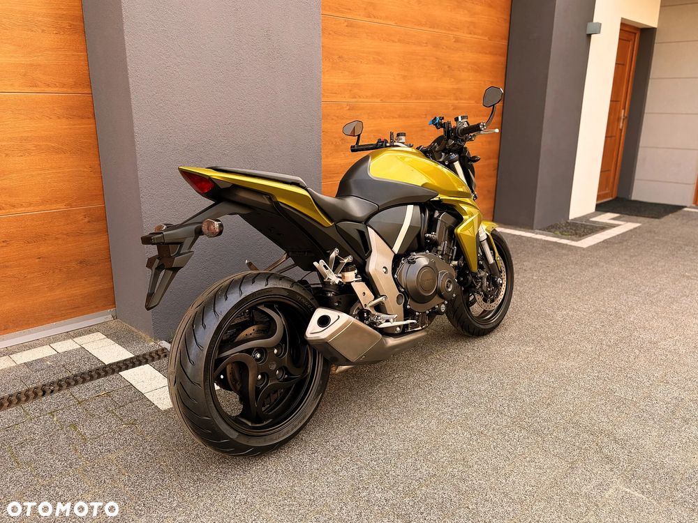 Honda CB - 3