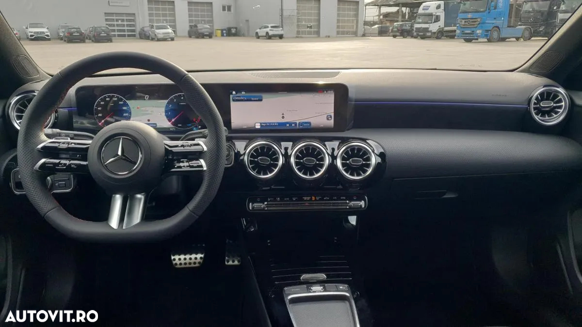 Mercedes-Benz A 200 MHEV 7G-DCT - 11