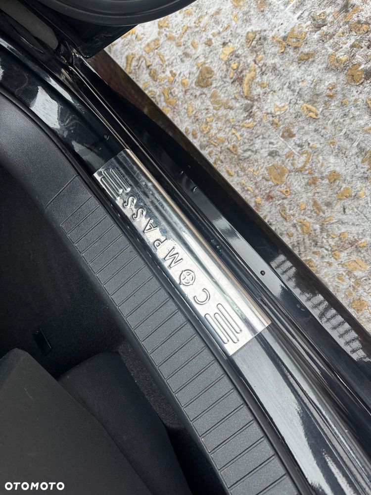 Jeep Compass 2.4I 4x4 Sport - 21