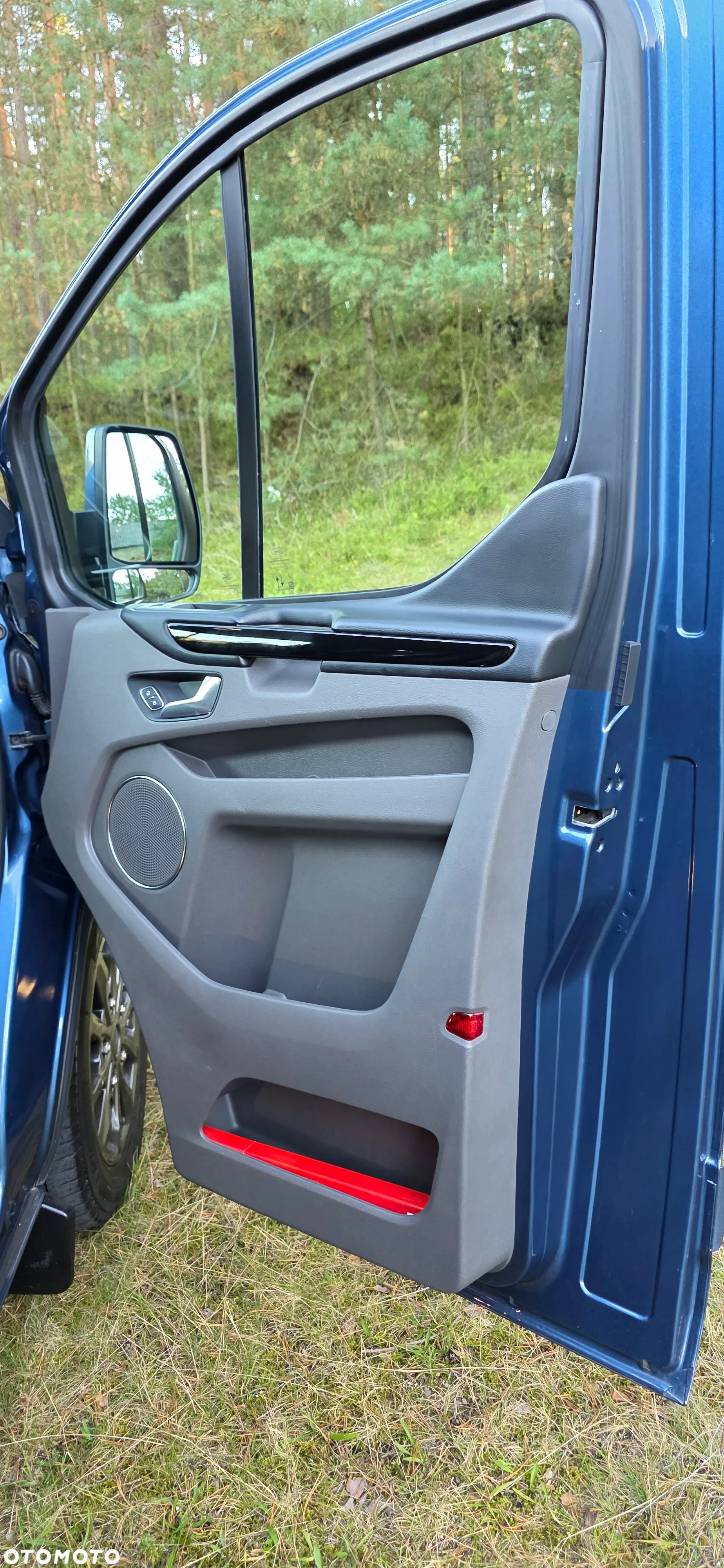 Ford Tourneo Custom 2.0 EcoBlue L1 Titanium SelectShift - 14