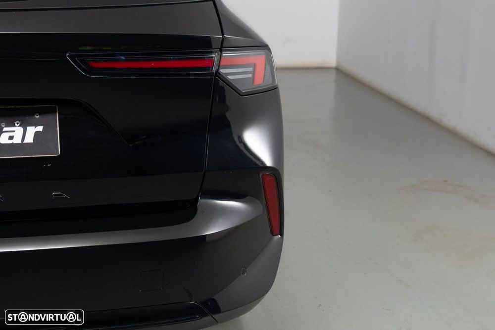 Opel Astra Sports Tourer 1.2 T GS Line - 18